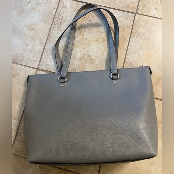 Coach Light Gray Leather Tote Bag💗 - Picture 7 of 11
